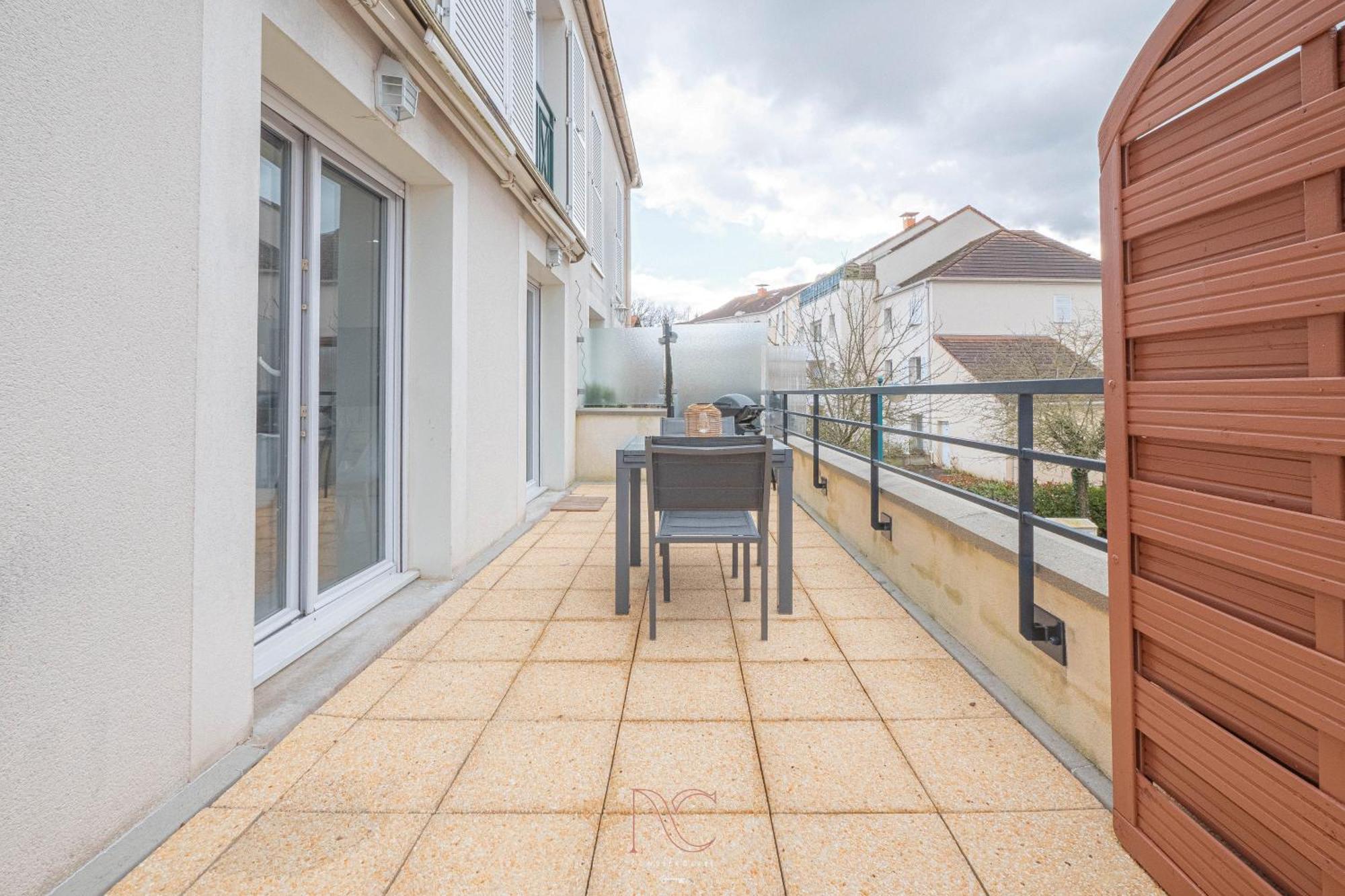 *Disneyland-Paris* 9 Pers, 2 Parkings, Wifi, Ac Montévrain Exterior foto